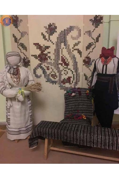 Фон «Вишиванка»