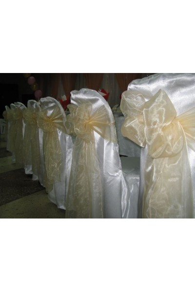 Банти на стільці