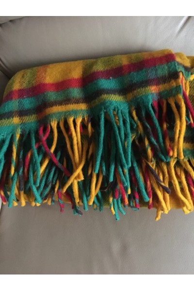 Пледи шерстяні