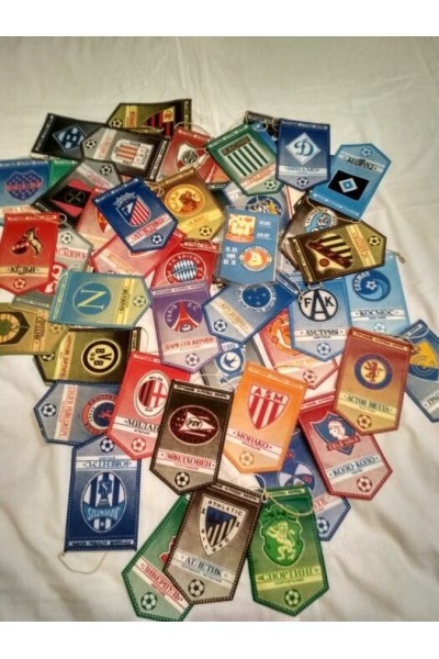 Футбольные вымпелы