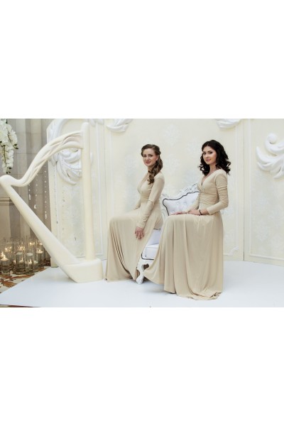 Хостес: сукня в підлогу