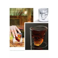 Рюмки з черепом