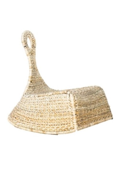 Плетені крісла гойдалки