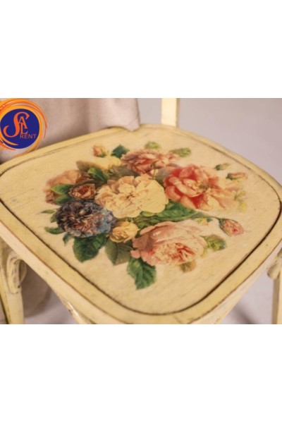 Стілець у стилі прованс