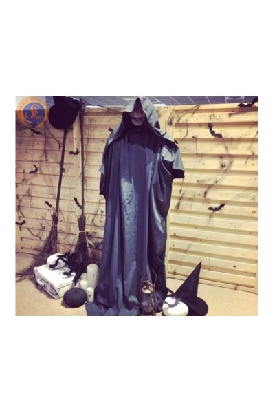 «З привидом»