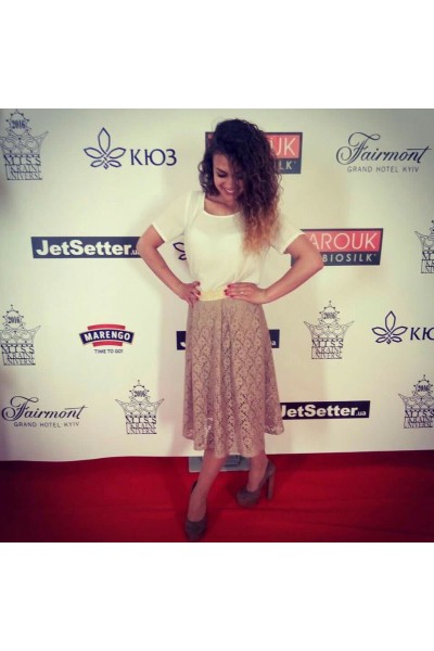 Хостес: юбка + блуза (рубашка)