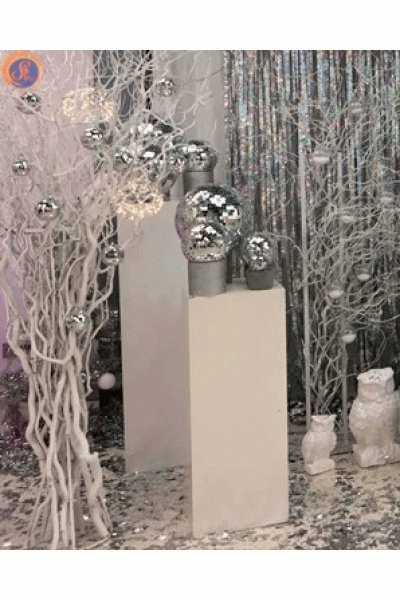 Тумби білі декоративні