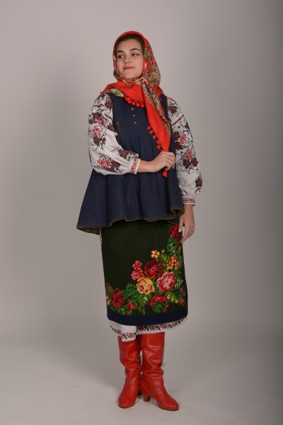 Костюм український жіночий 2