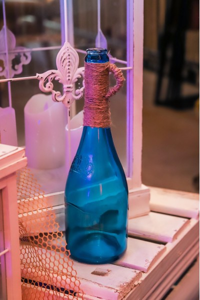 Пляшки сині