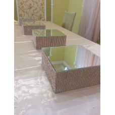 Дзеркально-золоті підставки