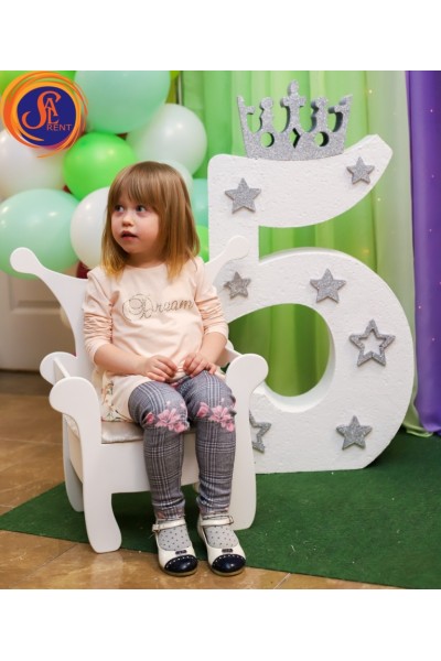 Дитячий трон