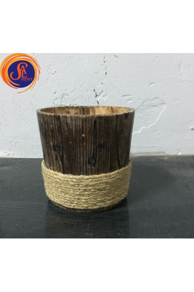 Кашпо з дерева