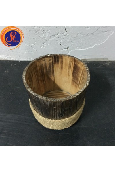 Кашпо з дерева