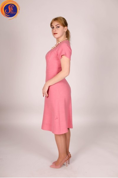 Платье розовое