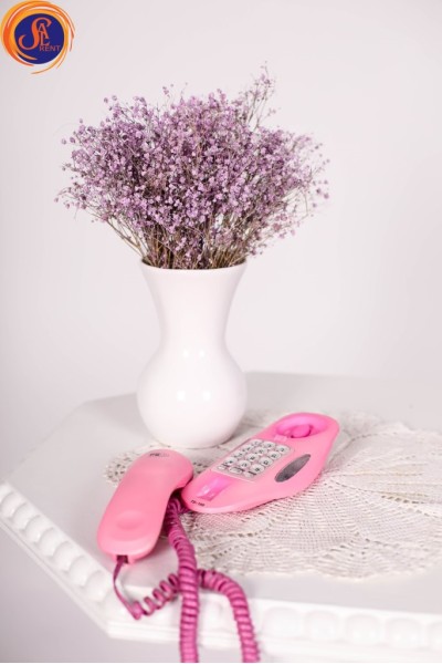 Телефон рожевий