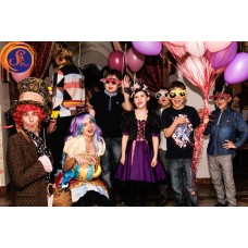 Аліса в країні чудес