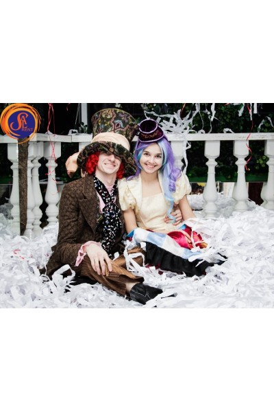 Аліса в країні чудес