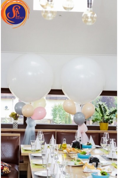 1 рік «Політ нормальний»