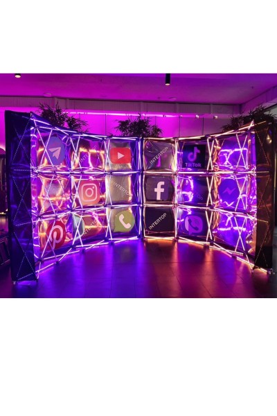 Фотозона «Соціальні мережі»
