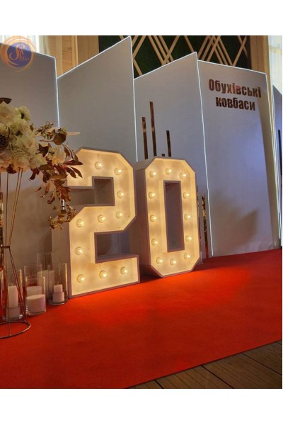 Цифри з лампочками