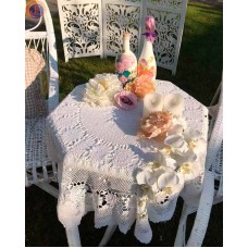 Мереживна скатертина