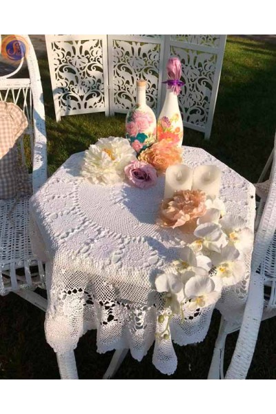 Мереживна скатертина