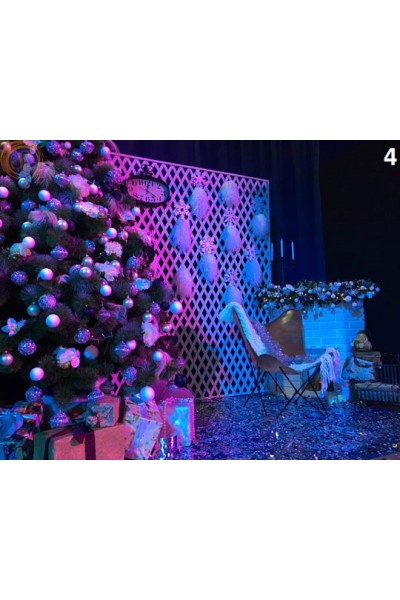 Новорічні фотозони з каміном