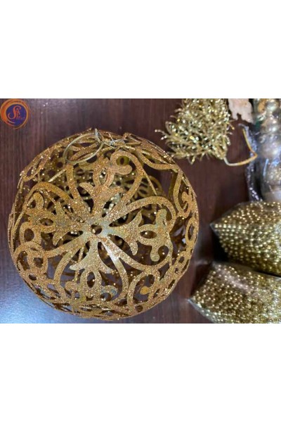 Новорічні золоті іграшки