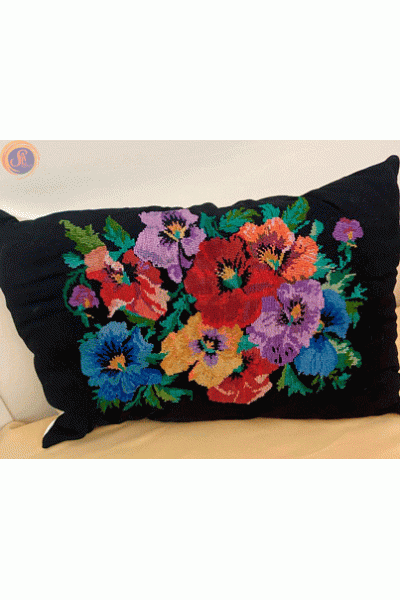 Подушки старовинні з вишивкою
