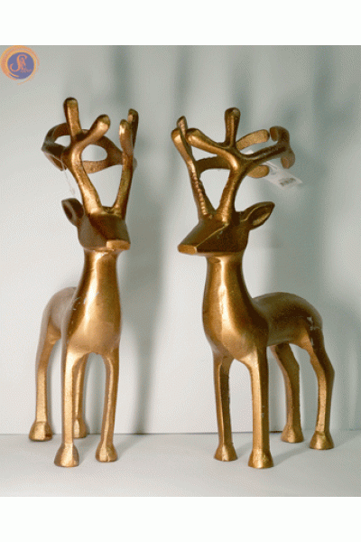Статуетка оленя