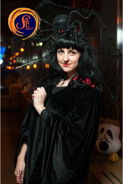 Чорна вдова, Відьма