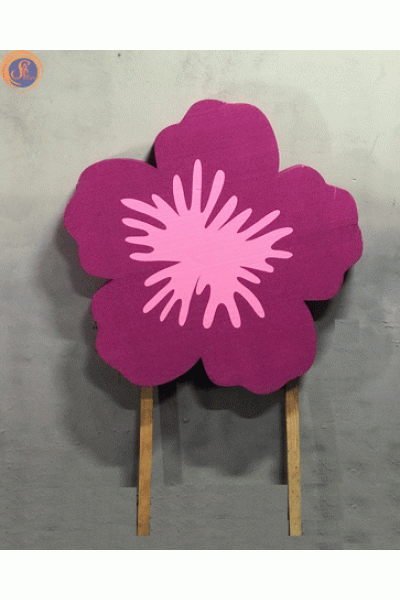 Квітка з пінопласту