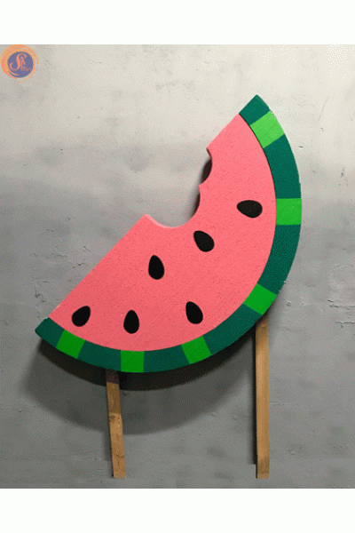 Кавун з пінопласту