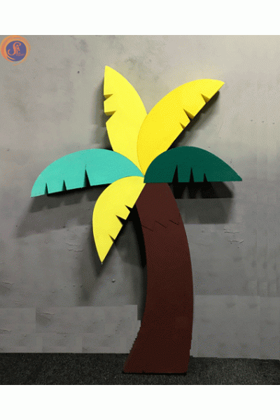 Пальма з пінопласту