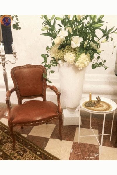 Крісло вінтажне