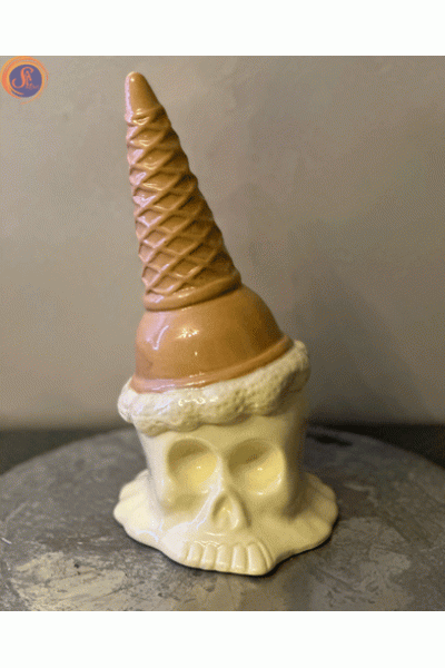 Череп з морозивом