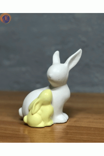 Зайчиха з зайченям