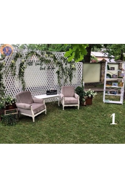 Весільна фотозона