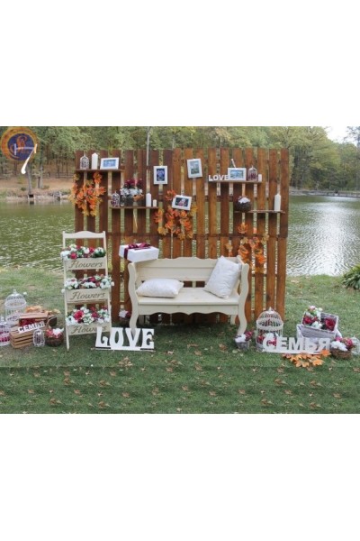 Весільна фотозона