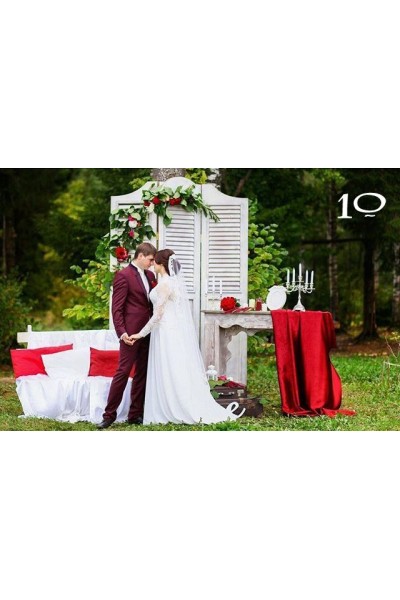 Весільна фотозона