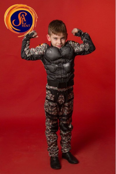 Маленький спецназовець