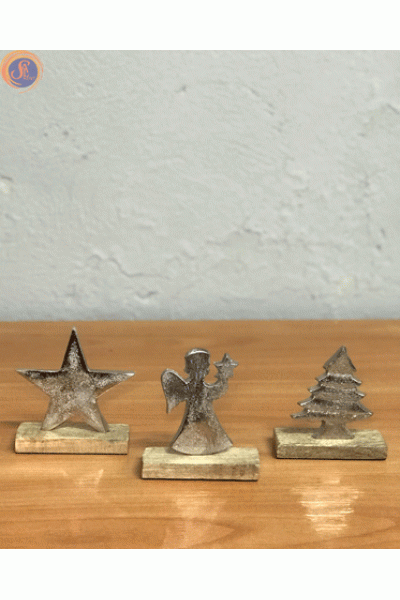 Новорічні статуетки