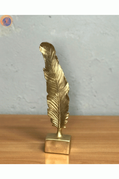 Перо декоративне