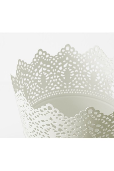 Кашпо з мереживом