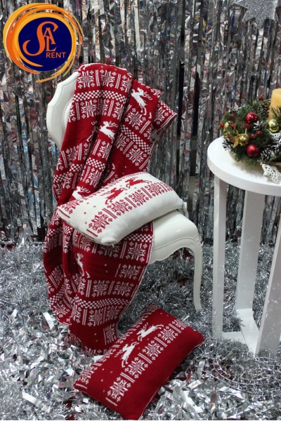 Подушки з оленями