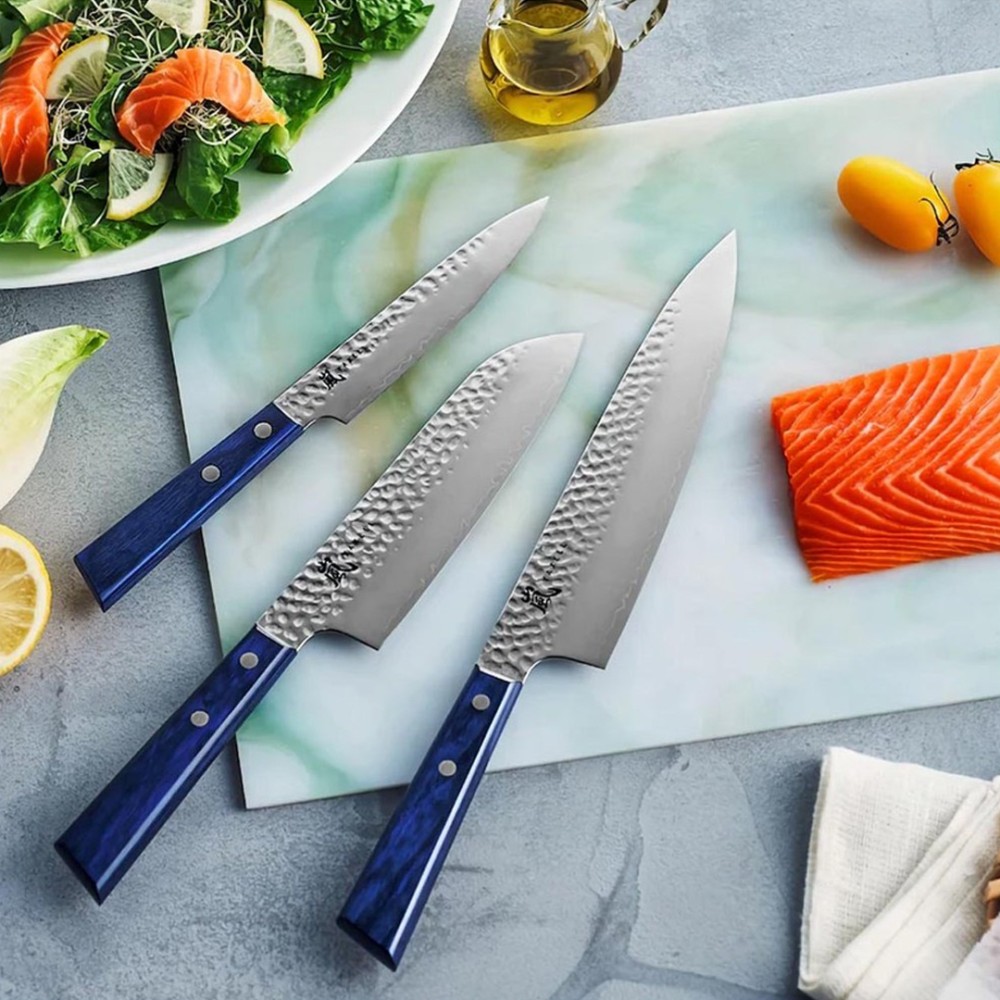 Кухонний ніж 120 мм, серія BLUE BREEZE Yaxell 34602 - Фото 3 Кухонний ніж 120 мм, серія BLUE BREEZE Yaxell 34602