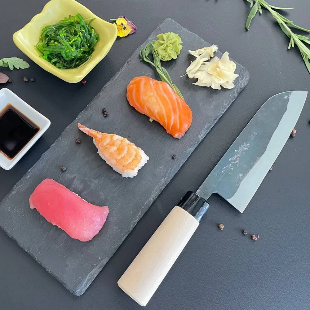 Ніж Сантоку 165 мм дамаська сталь, серія KANEYOSHI Yaxell 30568 - Фото 2 Ніж Сантоку 165 мм дамаська сталь, серія KANEYOSHI Yaxell 30568