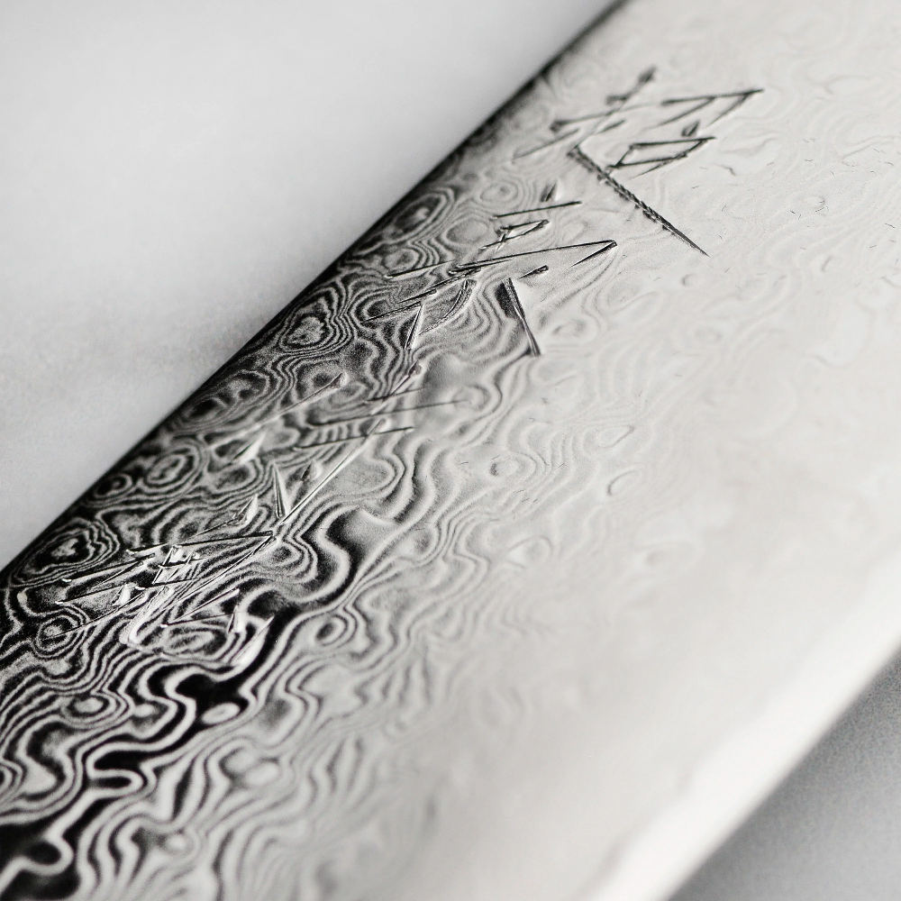 Набір ножів з 3-х предметів серія GOU YPSILON Yaxell 37200-004 - Фото 4 Набір ножів з 3-х предметів серія GOU YPSILON Yaxell 37200-004