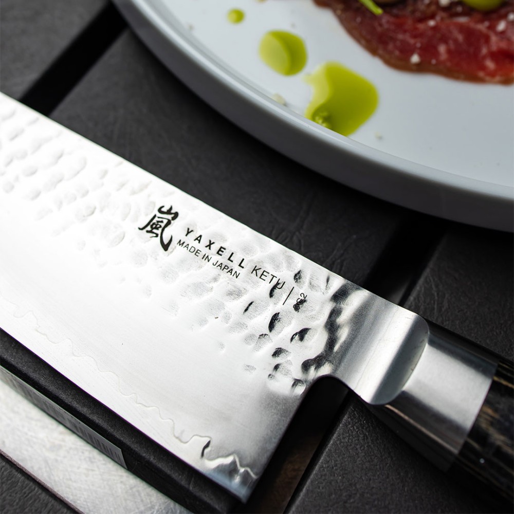 Кухарський шеф-ніж 200 мм дамаська сталь, серія KETU Yaxell 34900 - Фото 8 Кухарський шеф-ніж 200 мм дамаська сталь, серія KETU Yaxell 34900