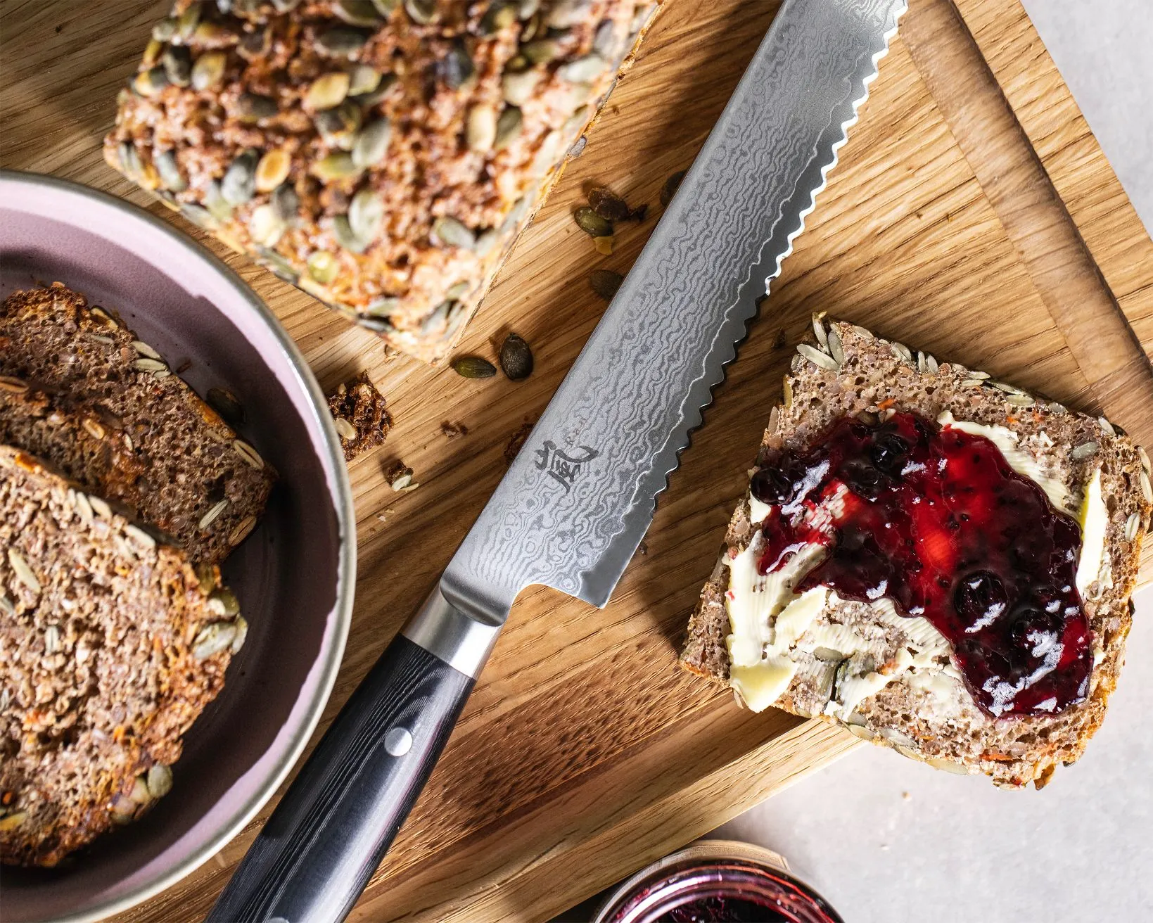 Як вибрати ідеальний ніж із дамаської сталі Yaxell для вашої кухні